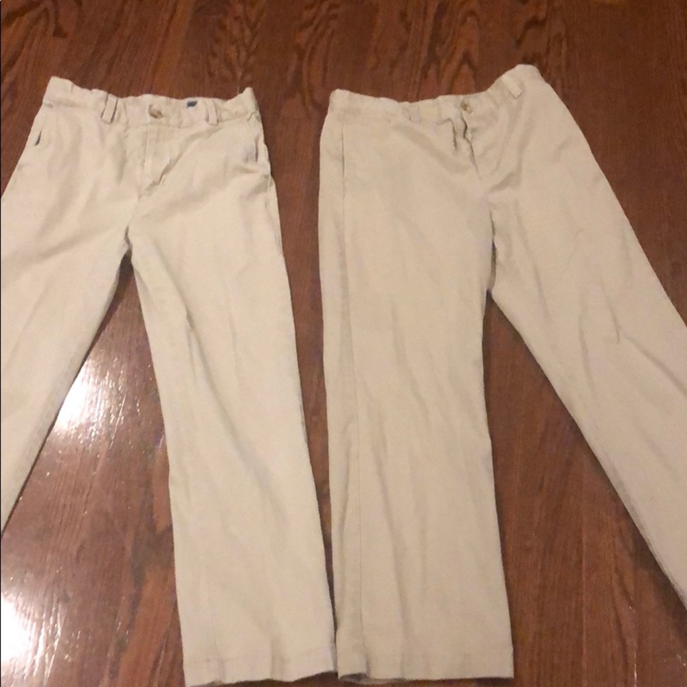 Vineyard Vines khaki pants (2) size 14